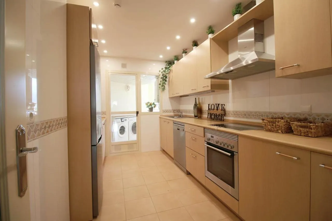 Miramar Del Sol - Apartamento De 2 Dormitorios Malaga 0*,  Spain